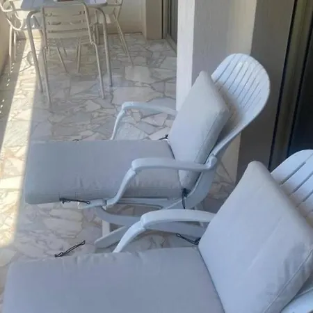 דירה Ac With Balcony By Olidesi קאן