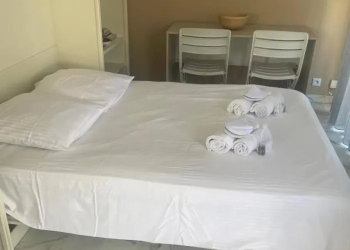 Ac With Balcony By Olidesi דירה קאן