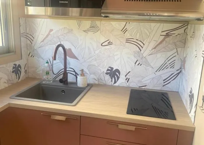 Ac With Balcony By Olidesi Apartament *